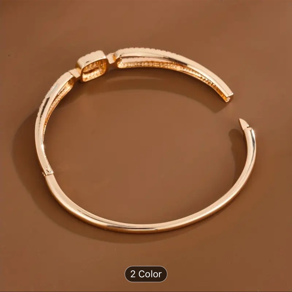 Elegant Zirconia-inlaid Bracelet, A Versatile And Trendy Fashion Accessory - Picture 8 of 9
